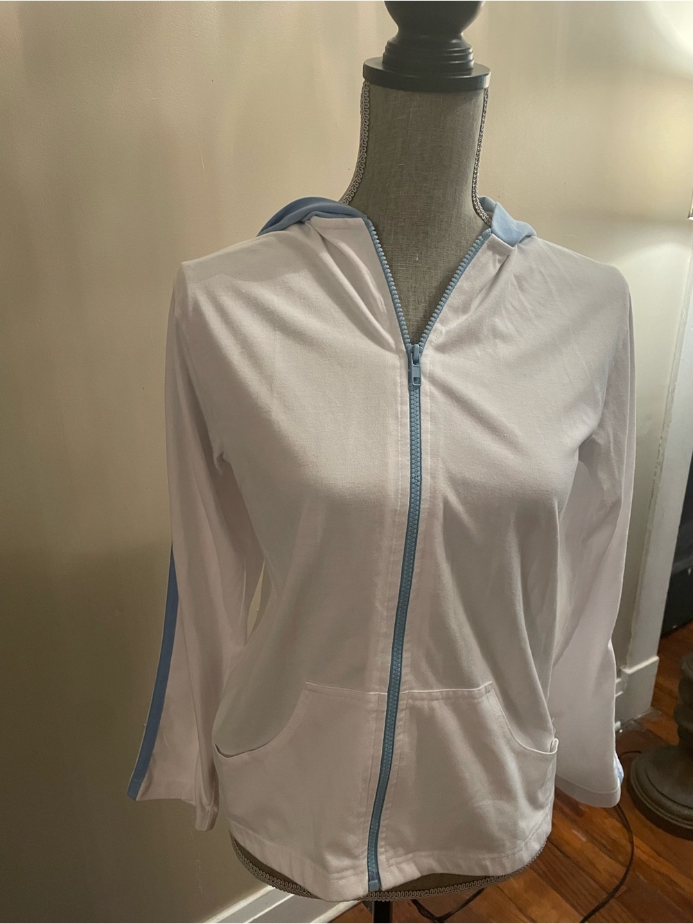 Argee White & Blue Zip-Up Hooded Jacket Small Y2K Athleisure Lightweight